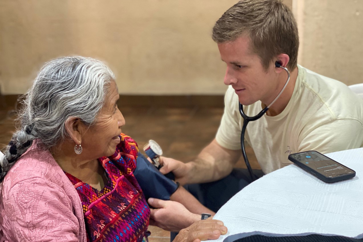 Osteopathic Medicine Global Health Program Community Clinics in Guatemala